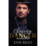 Chasing Danger: An MM Mafia Romance - Paperback